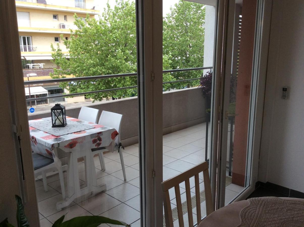 Bord De Mer Frejus Luaran gambar